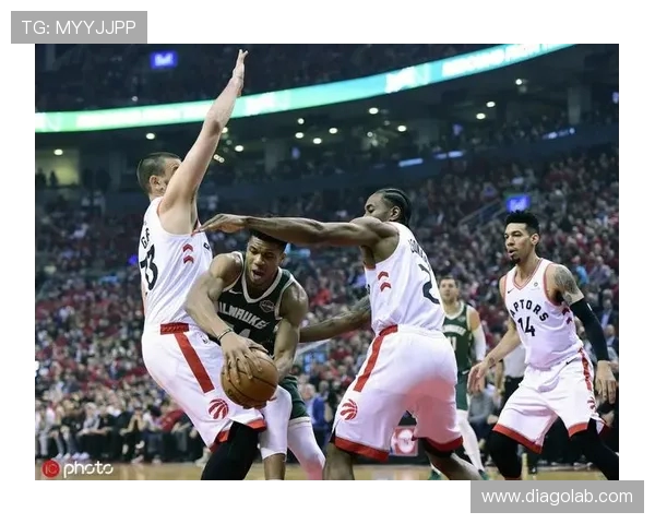 东部决赛激战正酣雄鹿与猛龙谁能问鼎胜利之巅