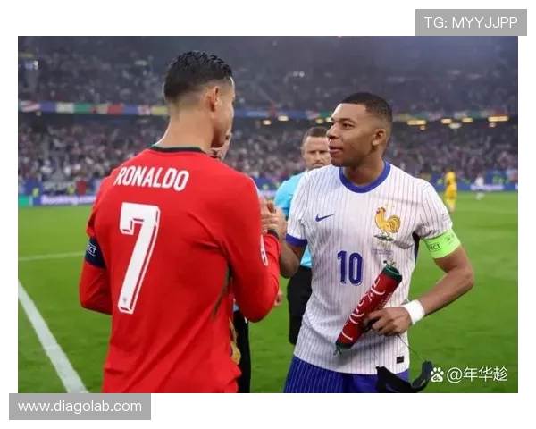 美国队与西班牙精彩对决集锦回顾，重温激烈瞬间与精彩进球时刻