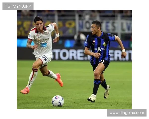 莱切与卡利亚里激战正酣比分悬念引人关注