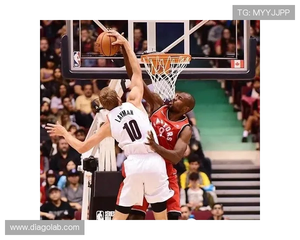 重庆篮球队技术革新引发热议推动球队全面升级与发展