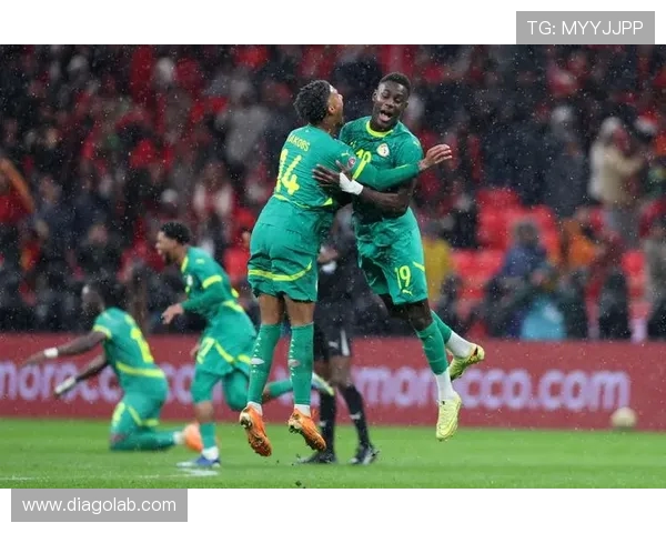 马内的足球传奇：从塞内加尔小镇到世界舞台的辉煌之路