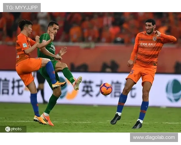 鲁能与国安对决主场之争谁能在主场占据优势