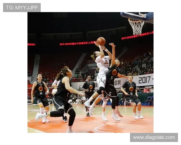 武汉篮球队在钻石联赛中的蜕变与新篇章探索之旅 武汉篮球队在钻石联赛中的蜕变与新篇章探索之旅